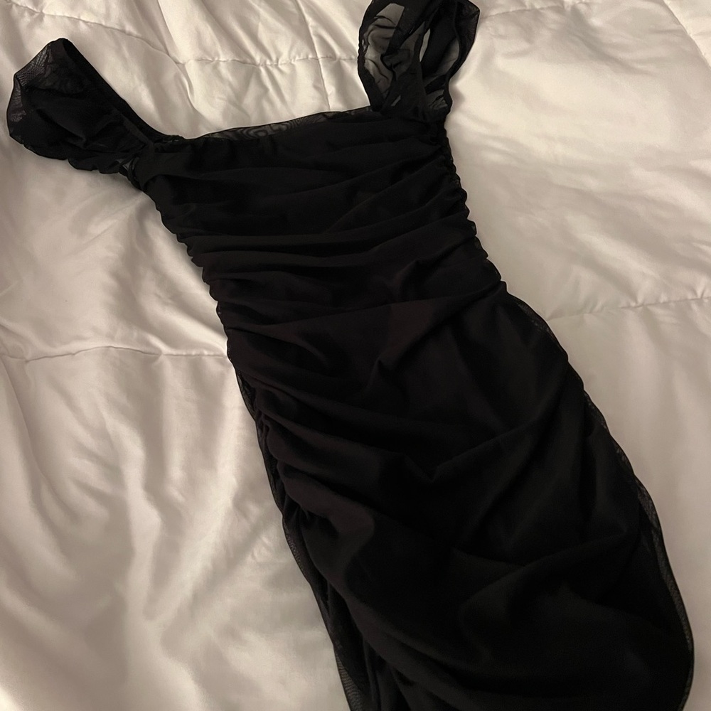 Princess polly dress - Picture 2 of 5